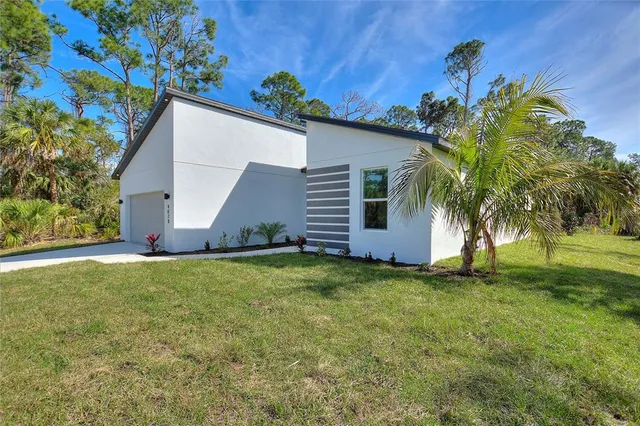 $2,195 | 1813 Greenley Circle, North Port, FL 34286