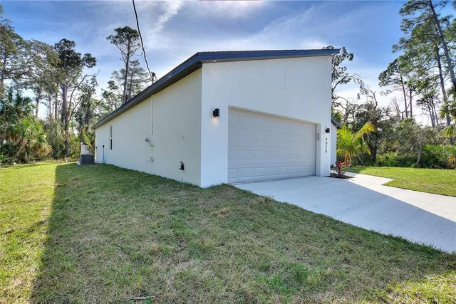 $2,195 | 1813 Greenley Circle, North Port, FL 34286
