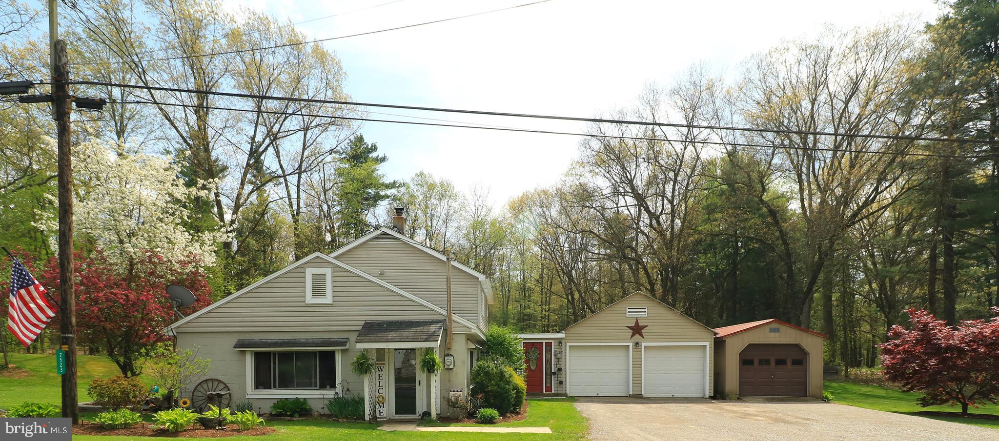 2523 Pennington Road Tyrone, PA 16686 - Photo 1 of 73