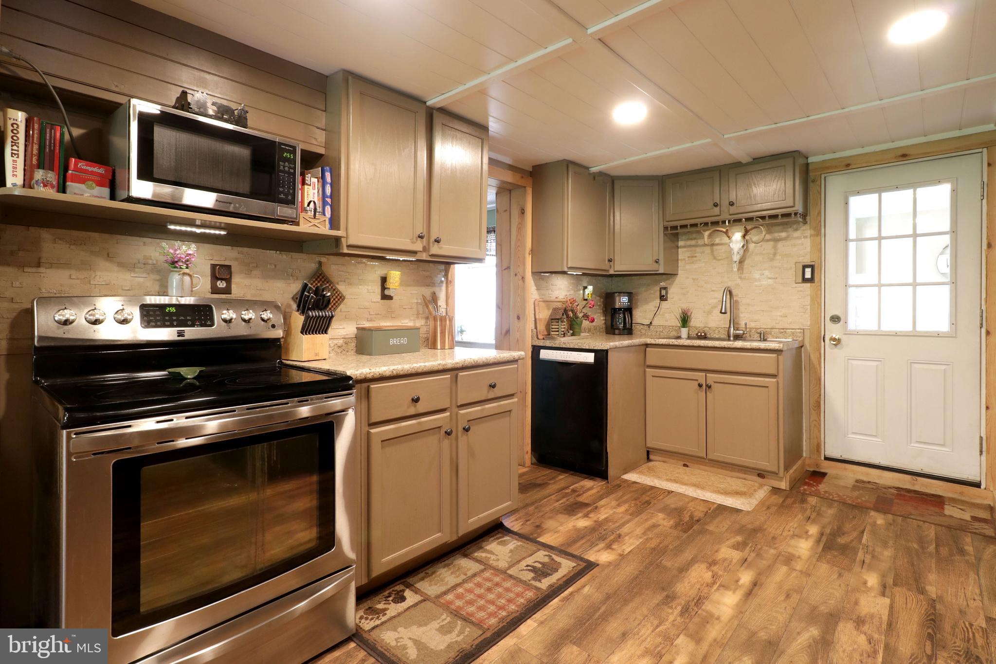 2523 Pennington Road Tyrone, PA 16686 - Photo 12 of 73