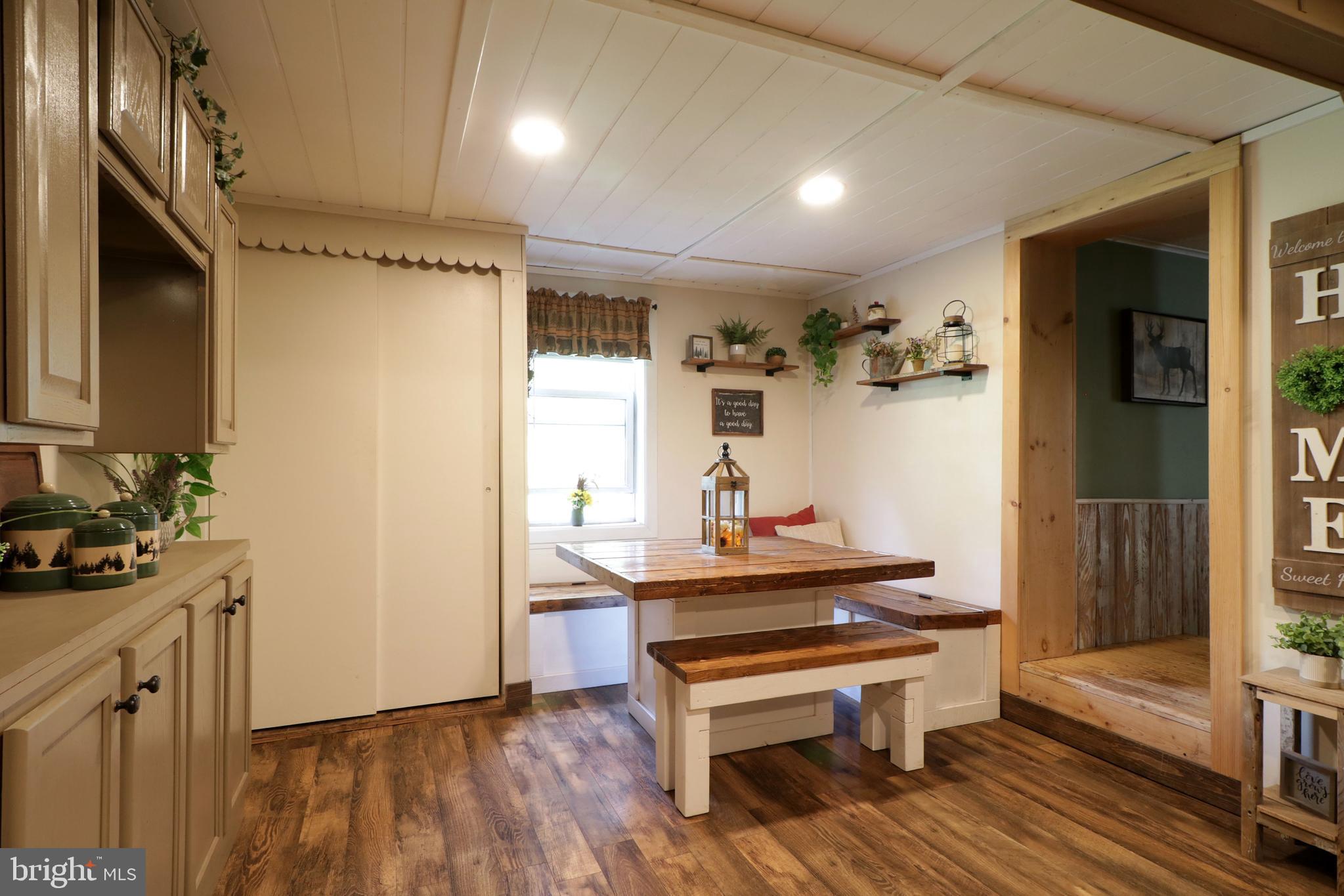 2523 Pennington Road Tyrone, PA 16686 - Photo 14 of 73