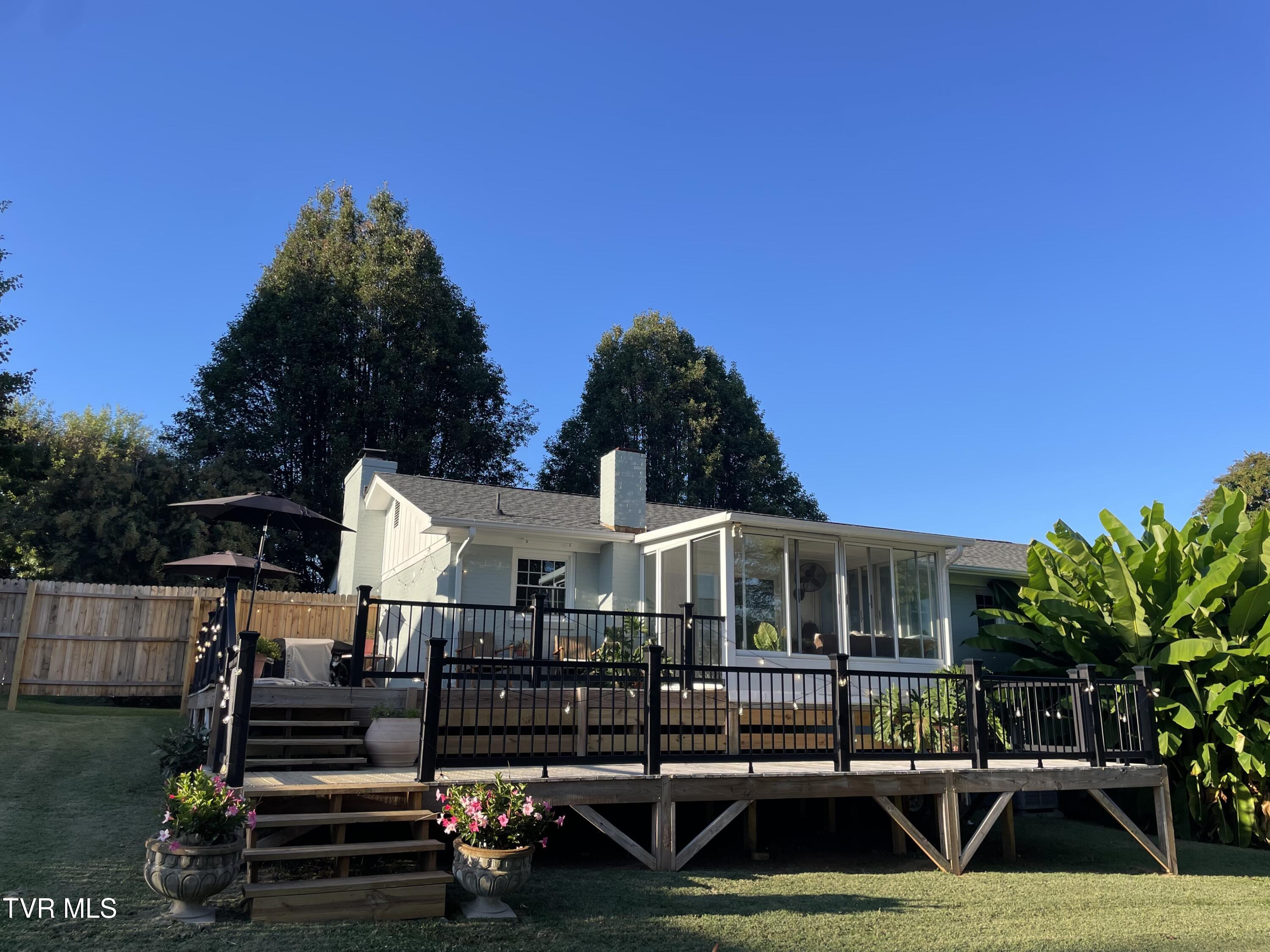 234 Chester Hill Road Bristol, VA 24201 - Photo 14 of 53 IMG_7111 2