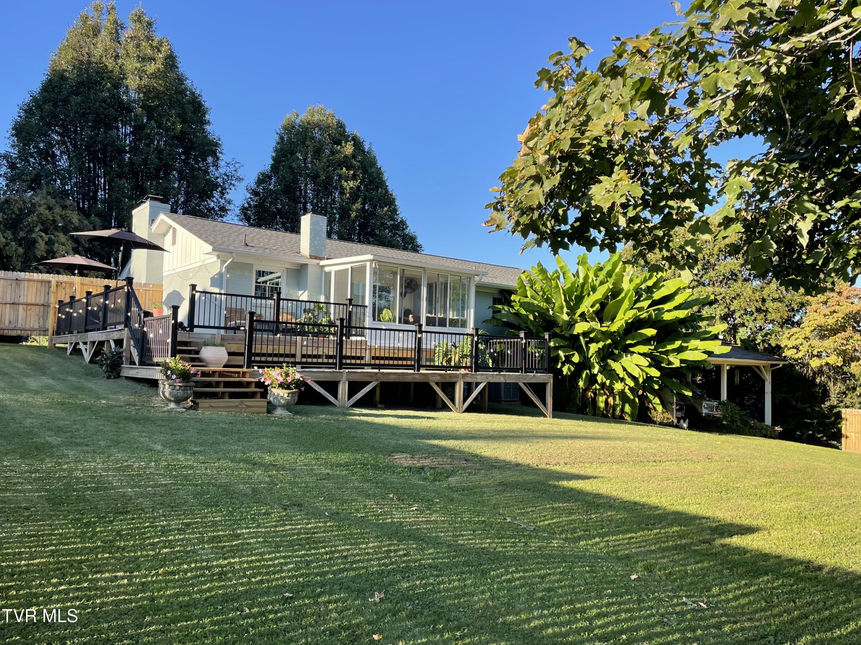 234 Chester Hill Road Bristol, VA 24201 - Photo 18 of 53 IMG_7115 2