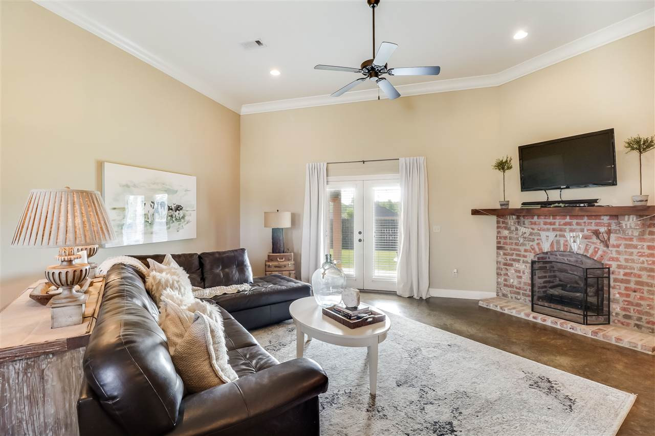 175 Rhodes Lane Canton, MS 39046 - Photo 5 of 28 Photo 5