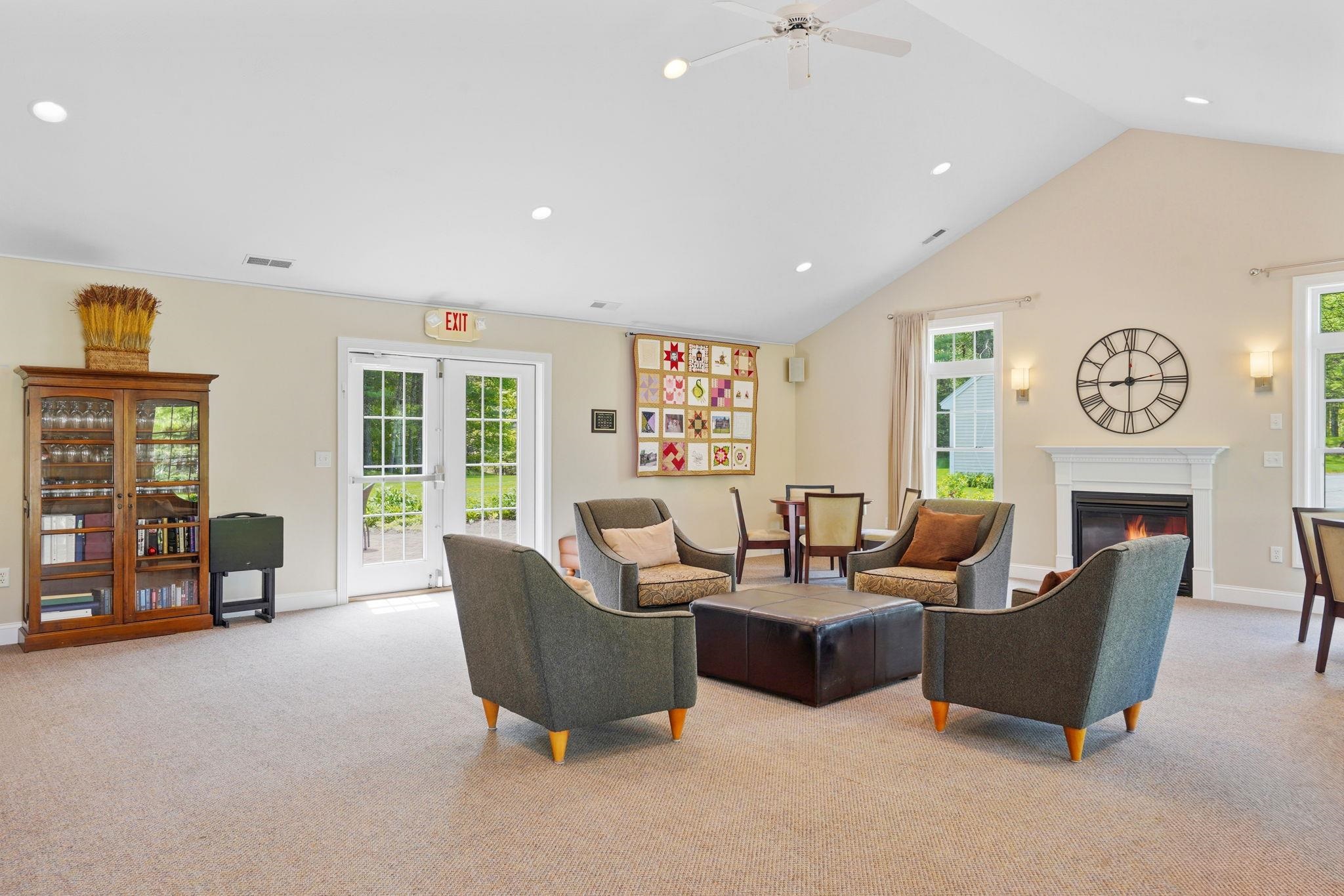 6 Appleton Way, Unit 3 Amherst, NH 03031 - Photo 36 of 41