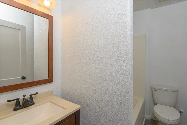 $995 | 4705 Lyons Avenue, Unit 1, Houston, TX 77020
