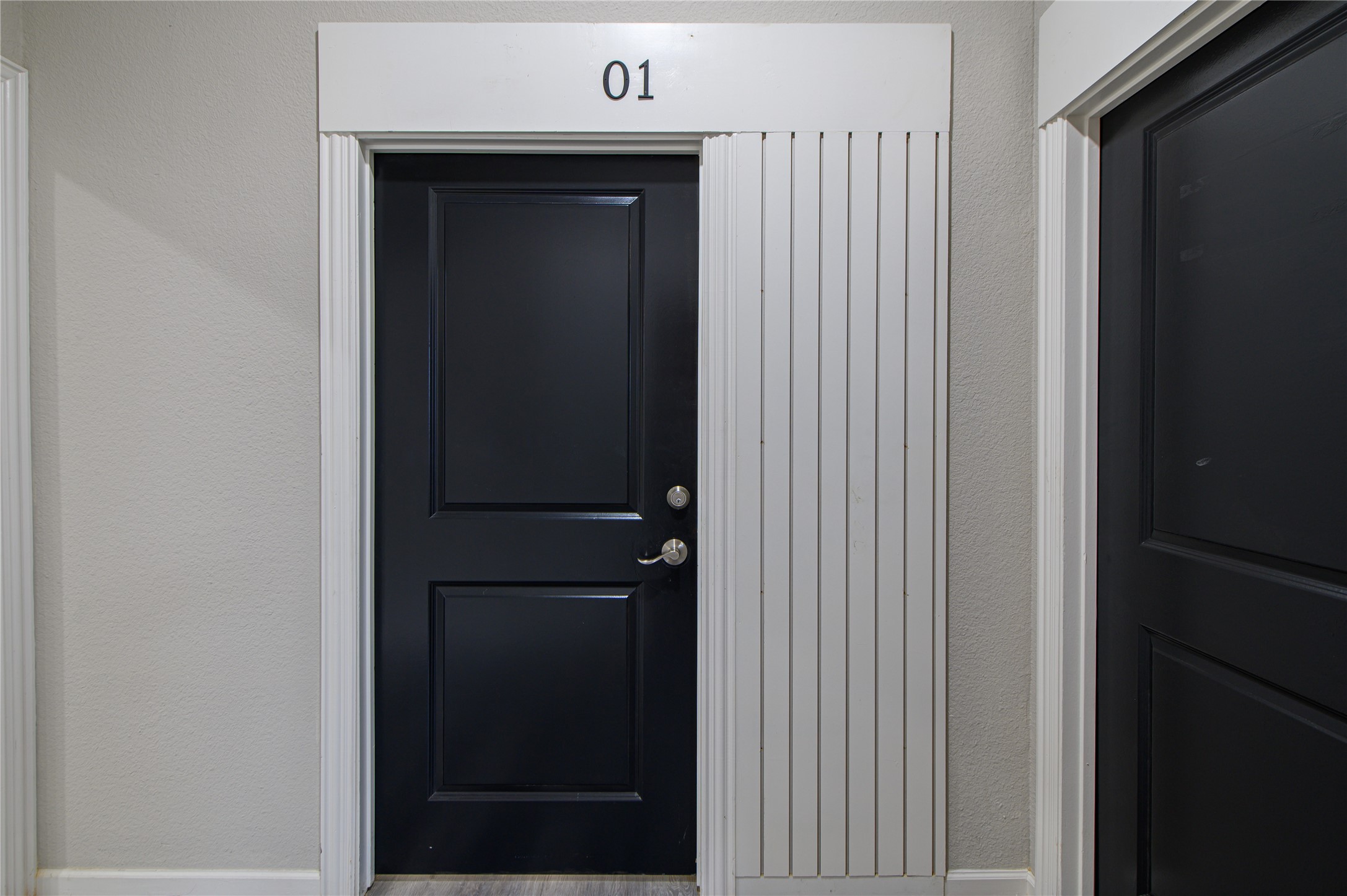 4705 Lyons Avenue, Unit 1 Houston, TX 77020 - Photo 8 of 19 a view of elevator