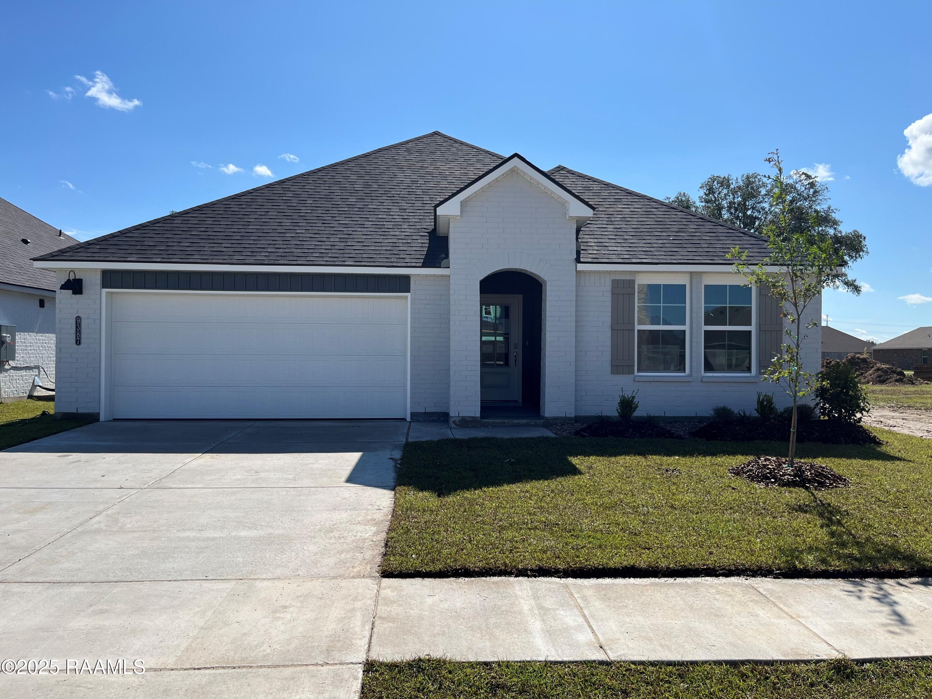 9387 Garrett Road - Front View