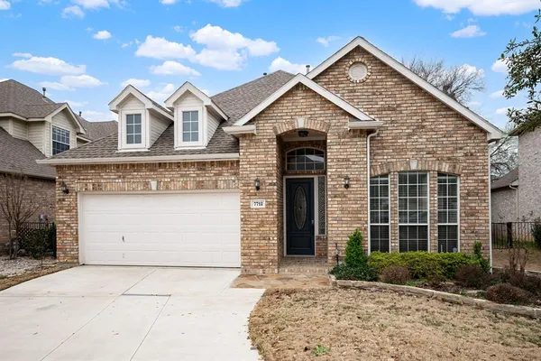 $3,200 | 7712 Lakecrest Circle, Irving, TX 75063