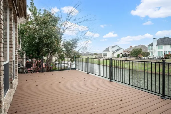 $3,200 | 7712 Lakecrest Circle, Irving, TX 75063
