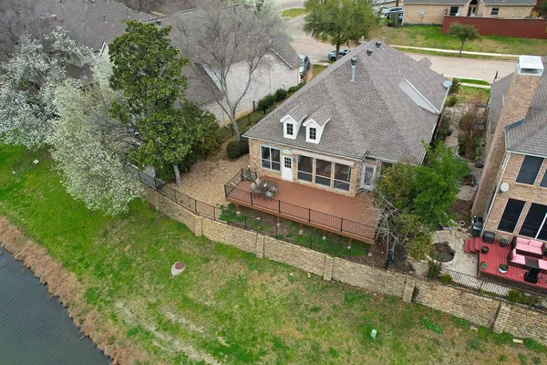 $3,200 | 7712 Lakecrest Circle, Irving, TX 75063