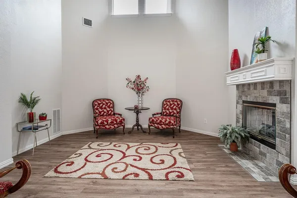 $3,200 | 7712 Lakecrest Circle, Irving, TX 75063