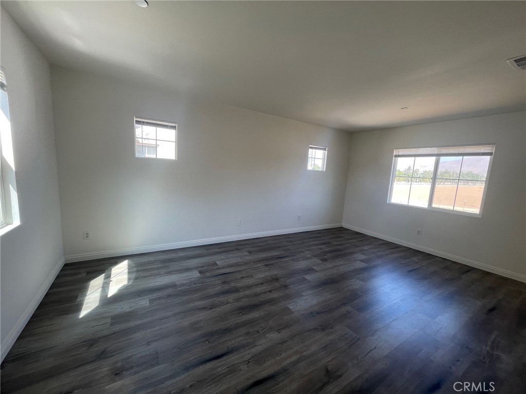 4520 Filson Street Riverside, CA 92507 - Photo 17 of 29 a view of an empty room and window