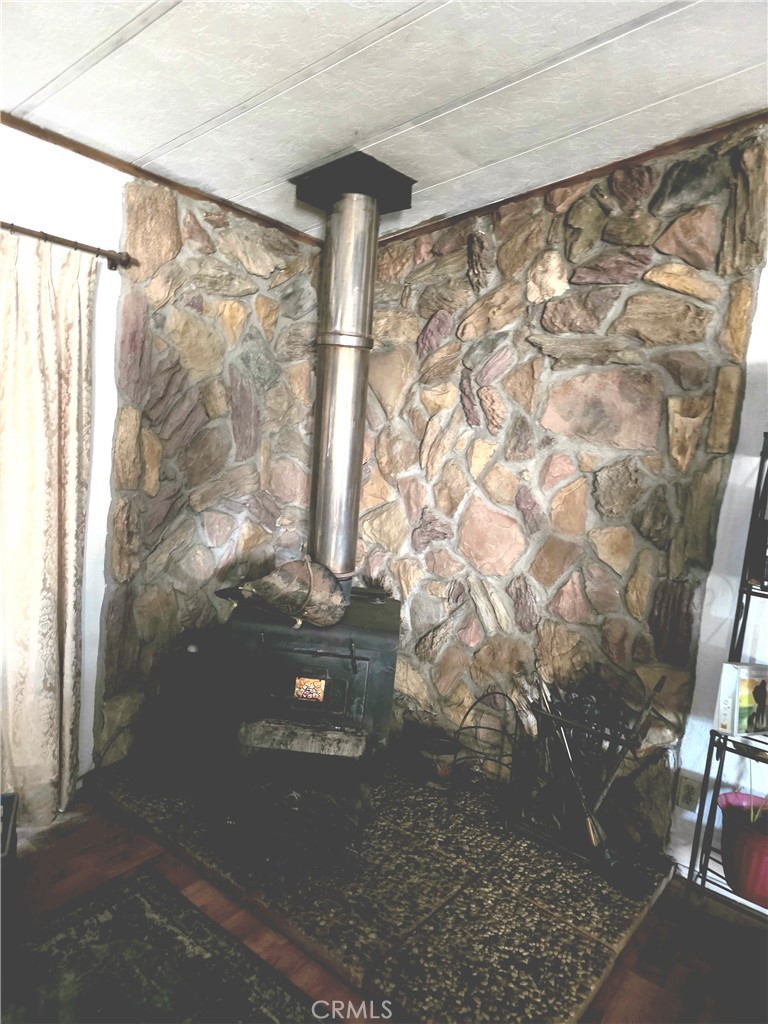 10623 Desert View Road Pinon Hills, CA 92372 - Photo 13 of 76 a view of bath room