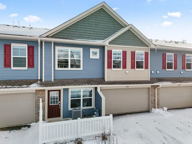 $344,610 | 21718 Desert Rose Way, Farmington, MN 55024