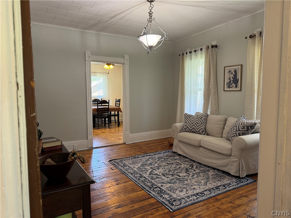 410 Washington Avenue Oneida, NY 13421 - Photo 4 of 24