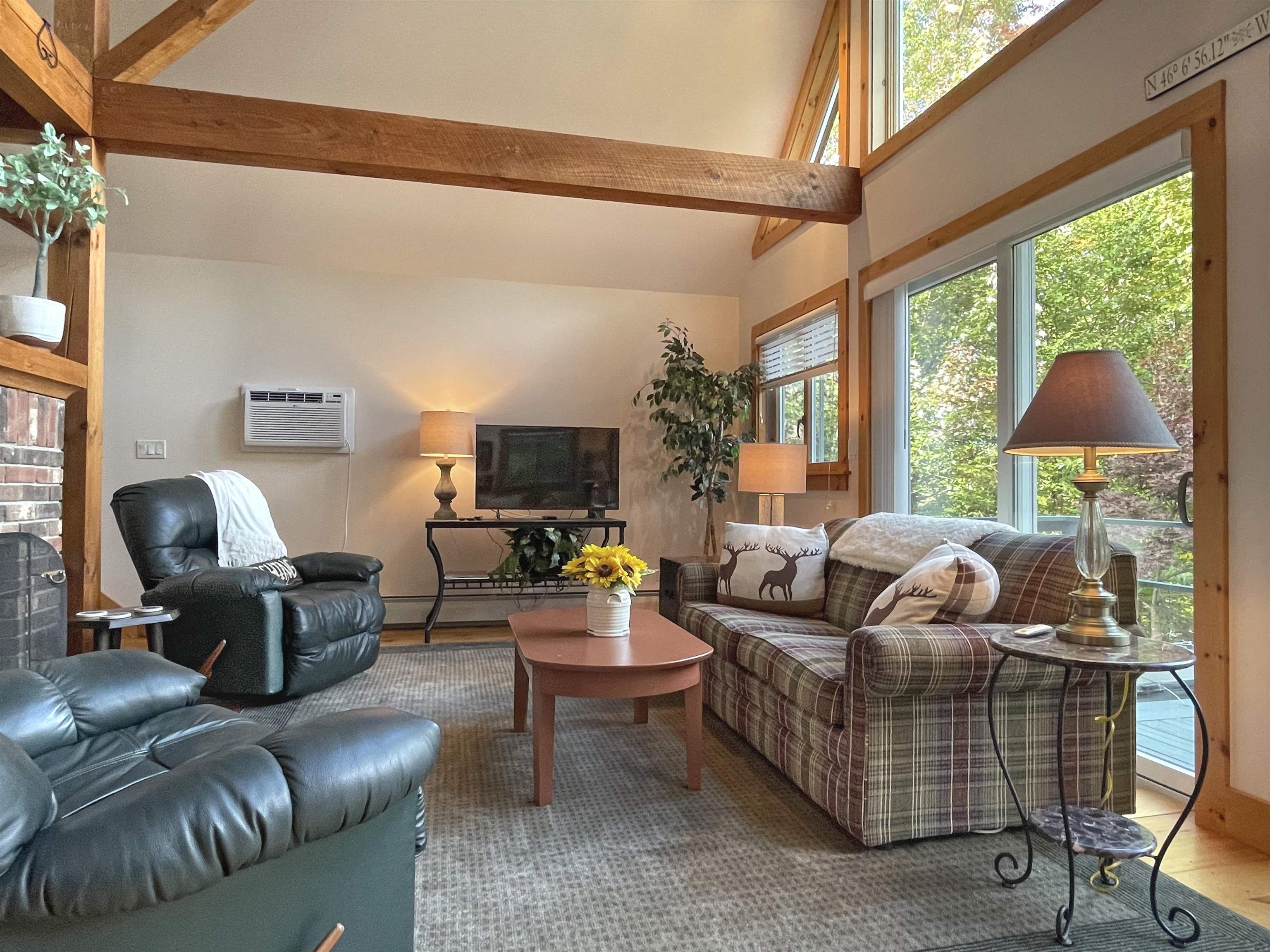 244 York Hill Road Lincoln, VT 05443 - Photo 4 of 40 Gallery Image 4