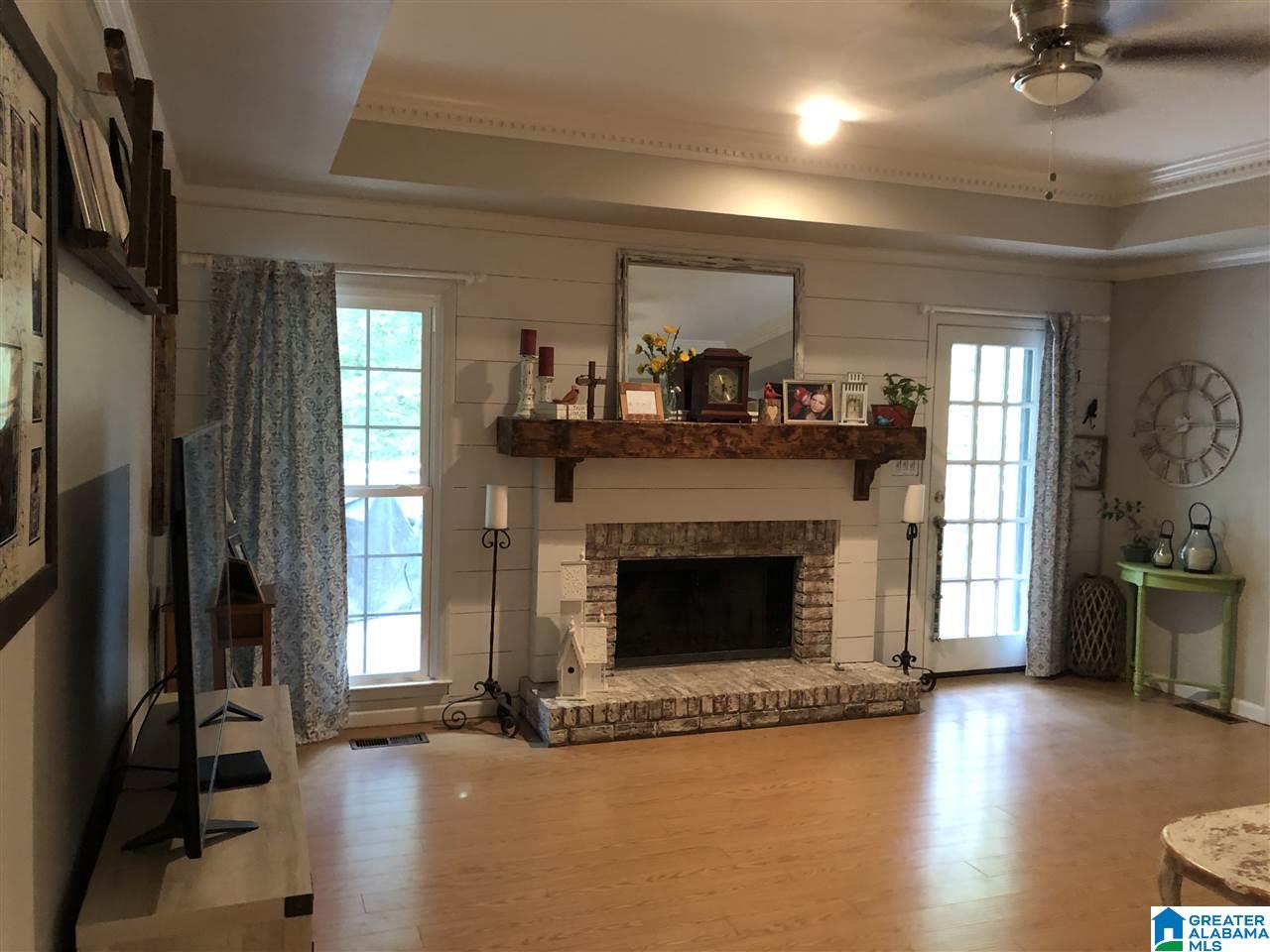 6033 Mockingbird Lane Pinson, AL 35126 - Photo 5 of 34