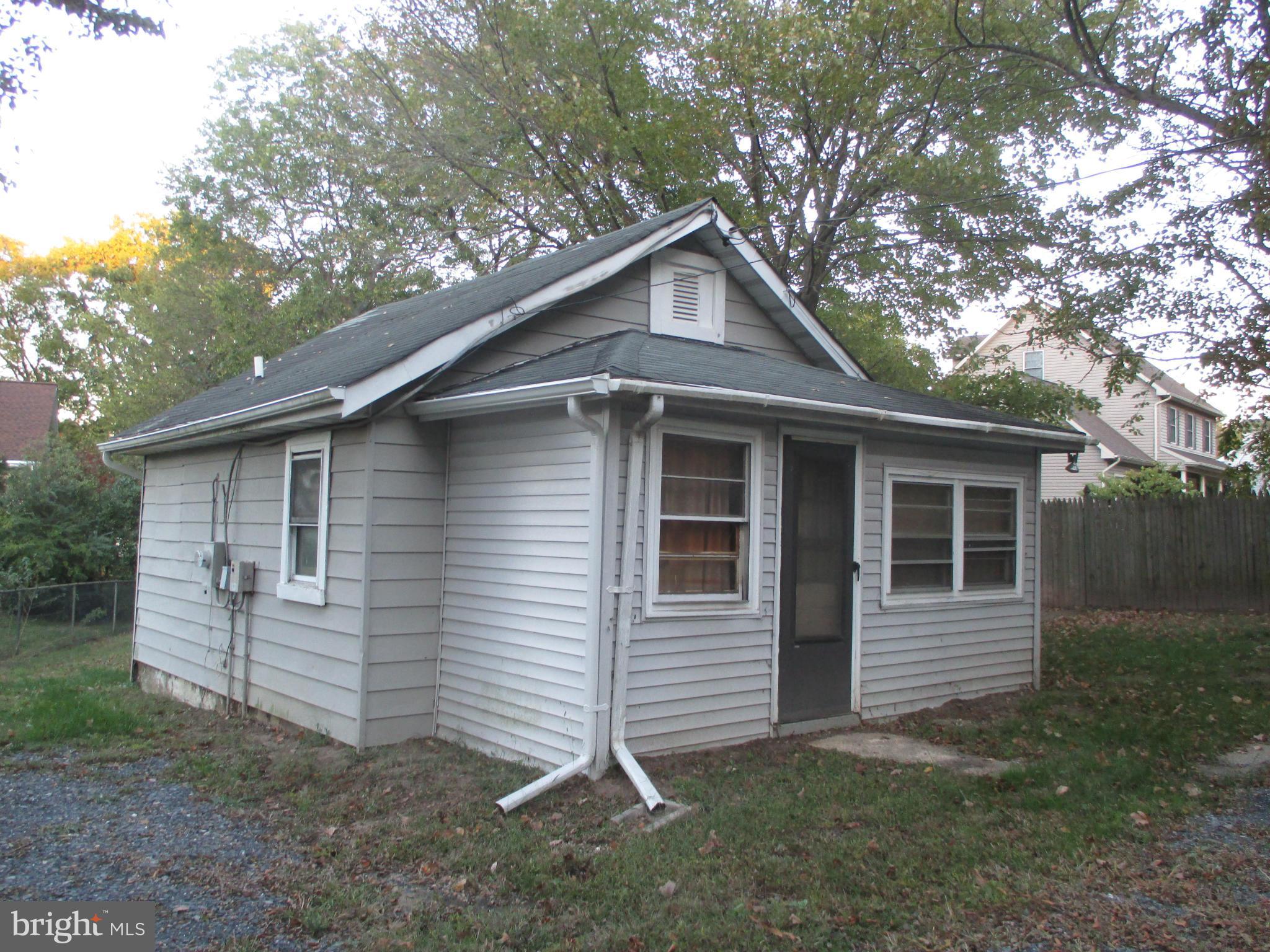4222 Shoreham Beach Road Edgewater, MD 21037 - Photo 1 of 14 Exterior (Rear)