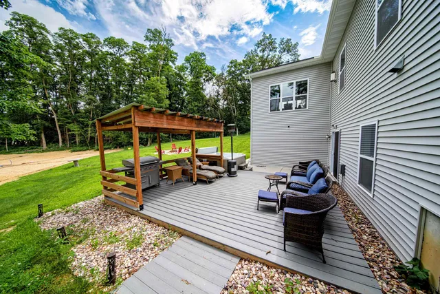 $639,750 | 314 Glen Becker Trail, Wisconsin Dells, WI 53965