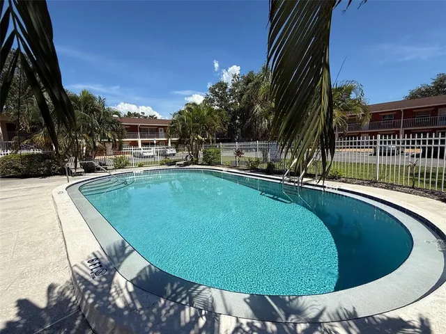 $1,000 | 3301 58th Avenue South, Unit 304, St. Petersburg, FL 33712