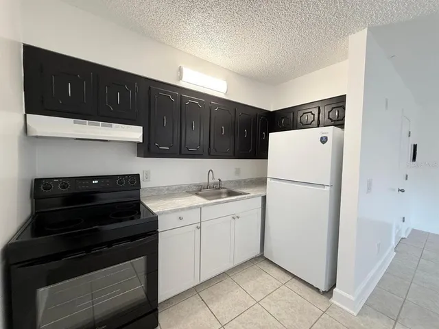 $1,000 | 3301 58th Avenue South, Unit 304, St. Petersburg, FL 33712