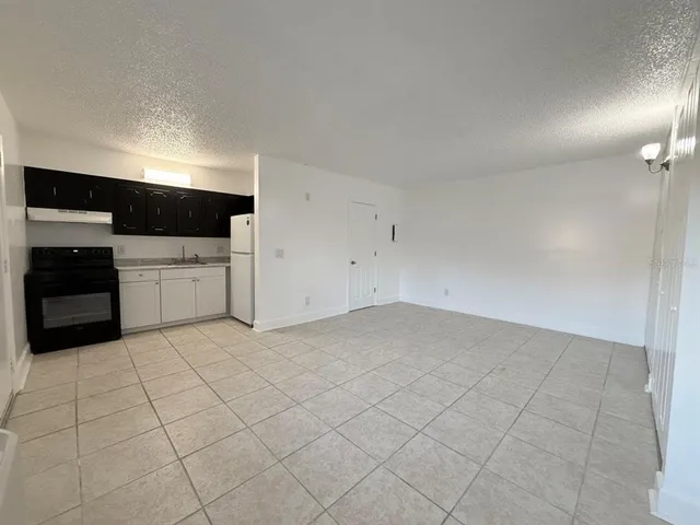 $1,000 | 3301 58th Avenue South, Unit 304, St. Petersburg, FL 33712
