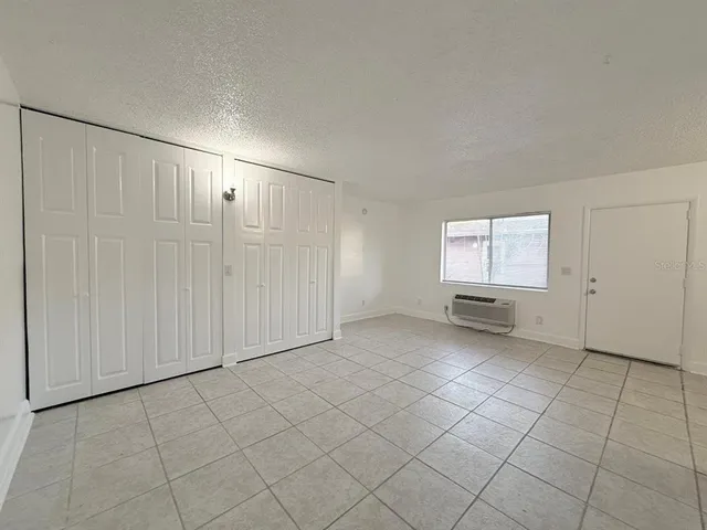 $1,000 | 3301 58th Avenue South, Unit 304, St. Petersburg, FL 33712