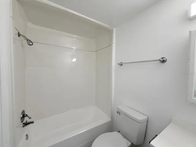 $1,000 | 3301 58th Avenue South, Unit 304, St. Petersburg, FL 33712