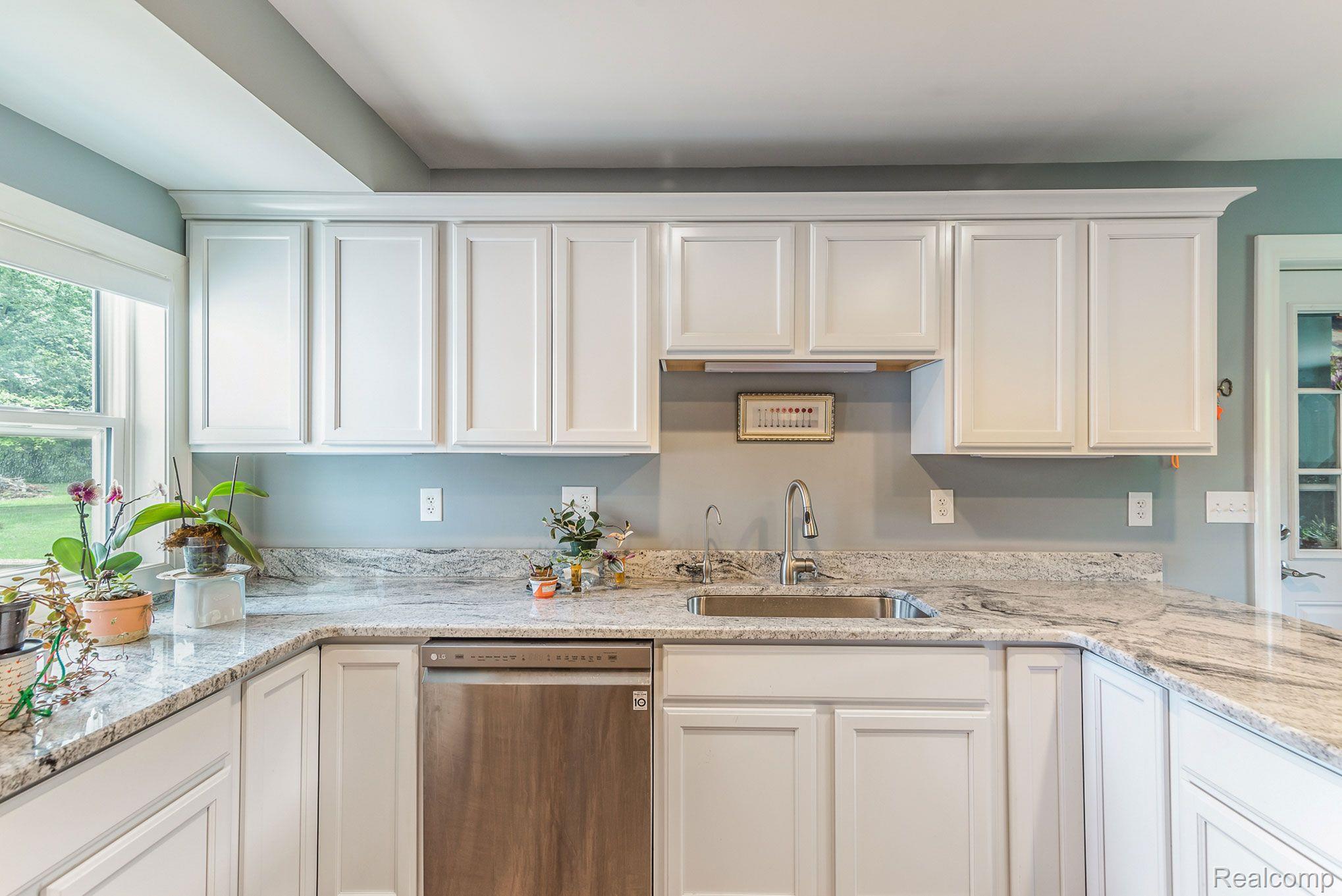 4601 Mt Morris Road Columbiaville, MI 48421 - Photo 14 of 29 Gallery Image 14