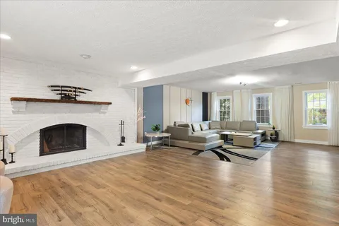 $1,199,900 | 12183 Holly Knoll Circle, Great Falls, VA 22066