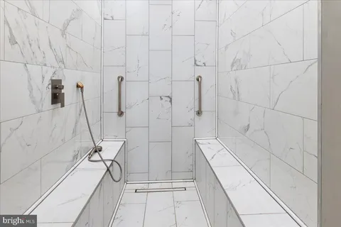 $1,199,900 | 12183 Holly Knoll Circle, Great Falls, VA 22066