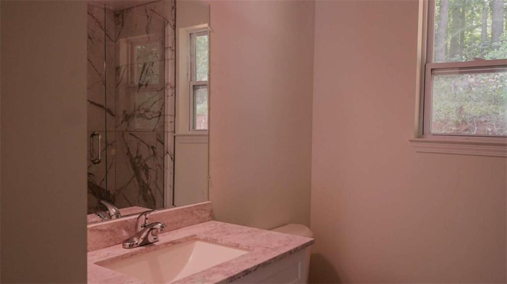378 Rue Cezzan Lavonia, GA 30553 - Photo 8 of 24 Gallery Image 8