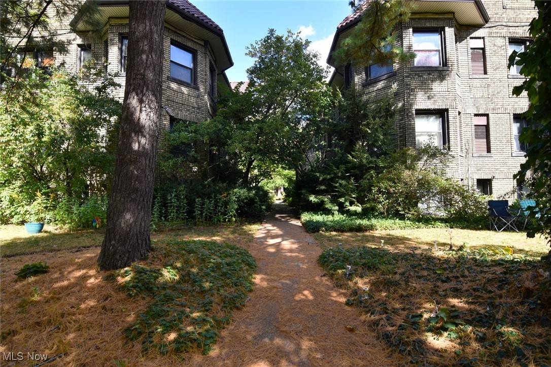 2469 Overlook Road, Unit 8 Cleveland, OH 44106 - Photo 1 of 24 Gallery Image 1