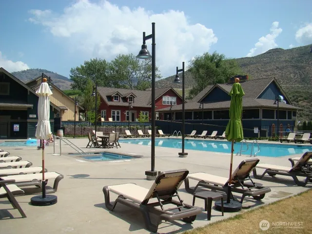 $359,900 | 130 Village Way, Oroville, WA 98844