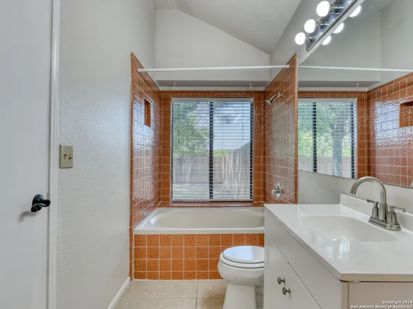 $2,000 | 9811 Wagon Train, Converse, TX 78109