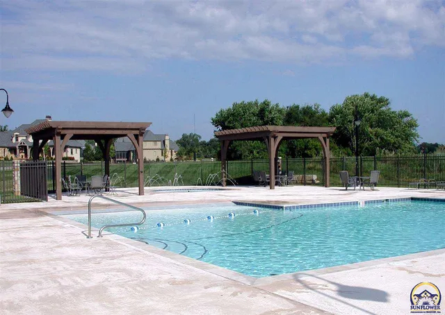 $95,000 | Lot 2 Southwest Balmoral Lane, Unit AND EAST 1/2 OF LOT 3, Topeka, KS 66604