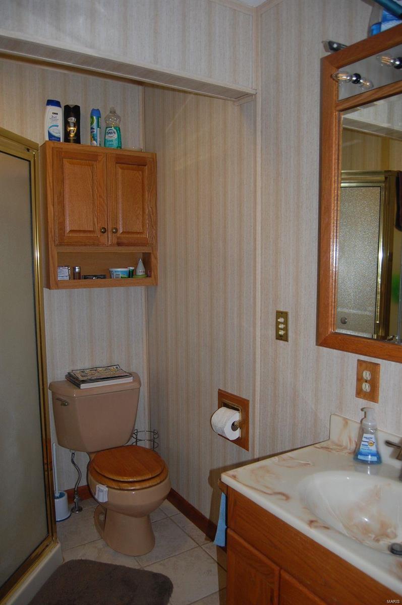 411 South Old Rte 66 Mount Olive, IL 62069 - Photo 19 of 31
