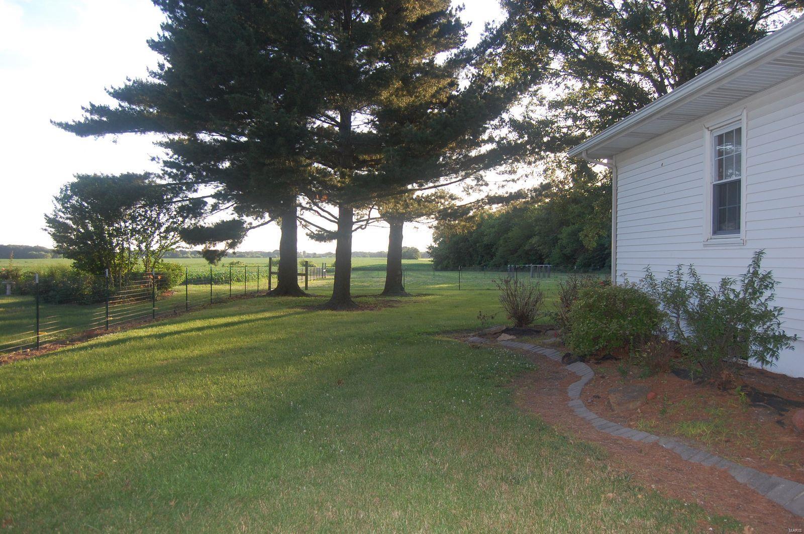 411 South Old Rte 66 Mount Olive, IL 62069 - Photo 30 of 31