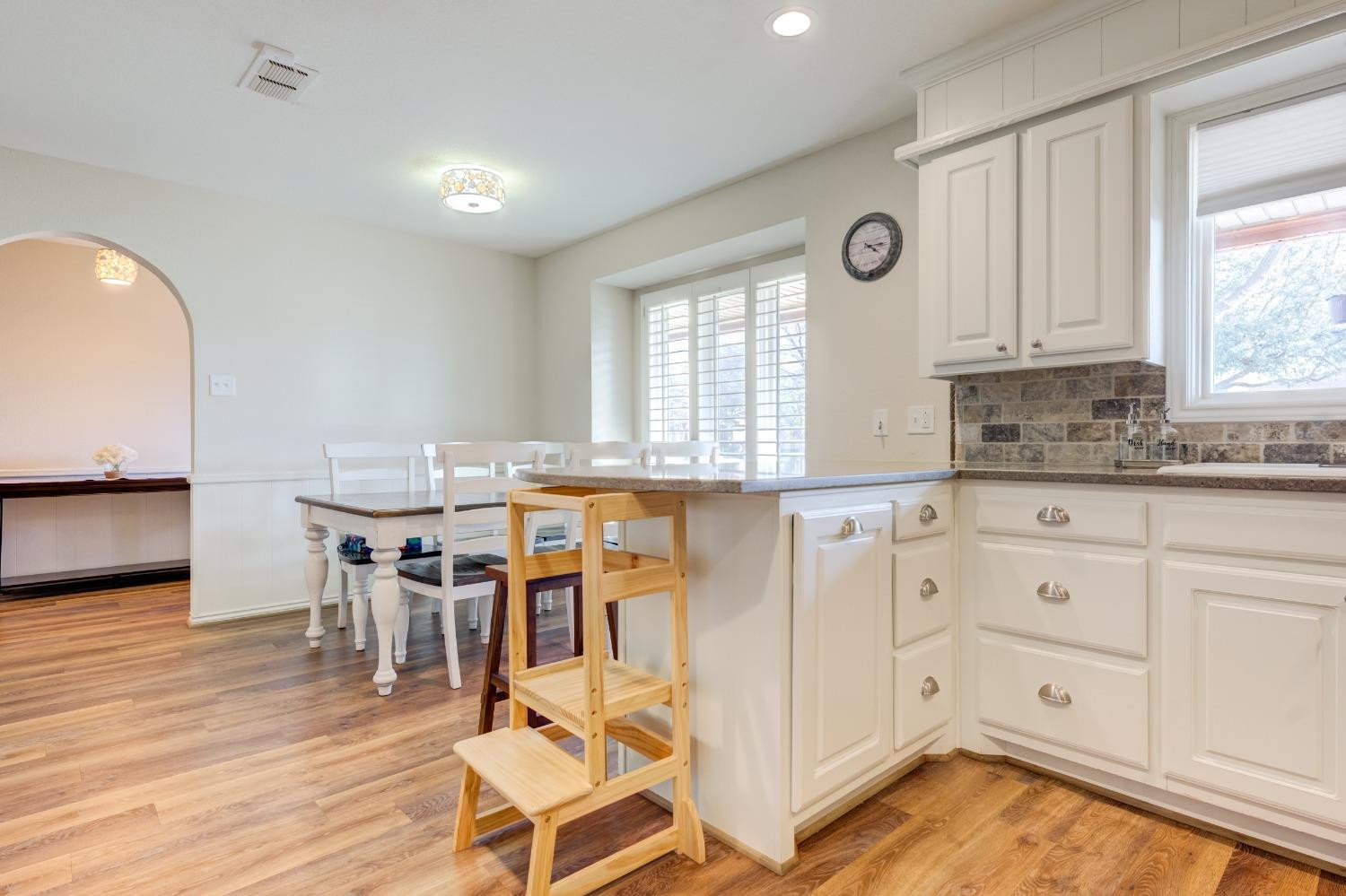 2910 76th Street Lubbock, TX 79423 - Photo 18 of 41 Photo 18