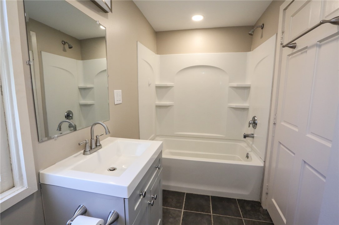 739 University Avenue, Unit DOWN Rochester, NY 14607 - Photo 20 of 25 Gallery Image 20