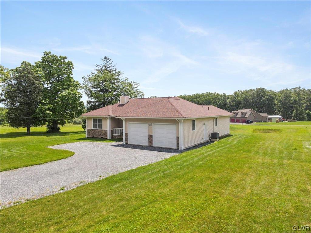 3935 Long Run Road Lehighton, PA 18235 - Photo 4 of 31 Gallery Image 4