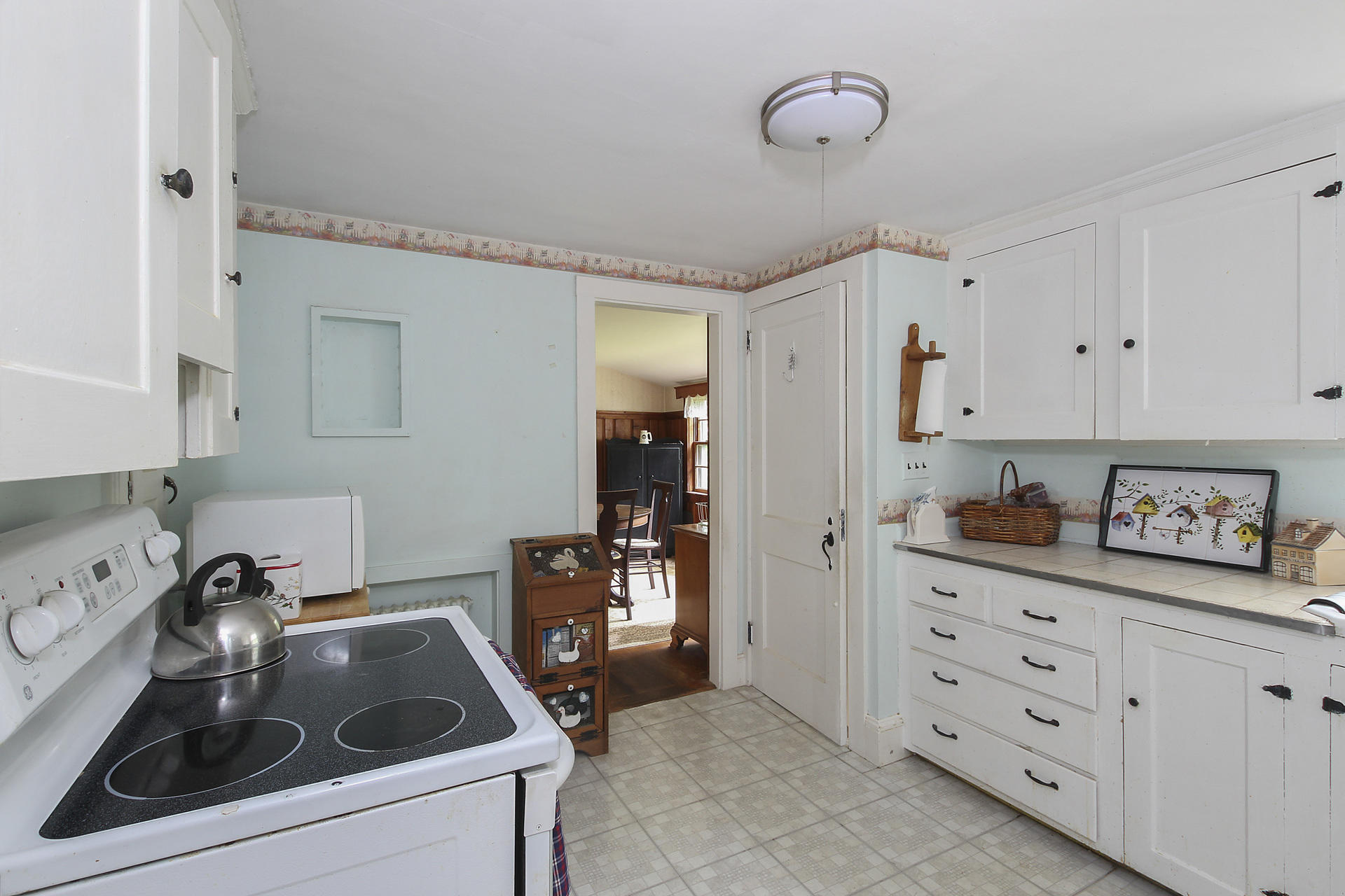 40 Angell Road Hyannis, MA 02601 - Photo 8 of 27 009-photo--7213474