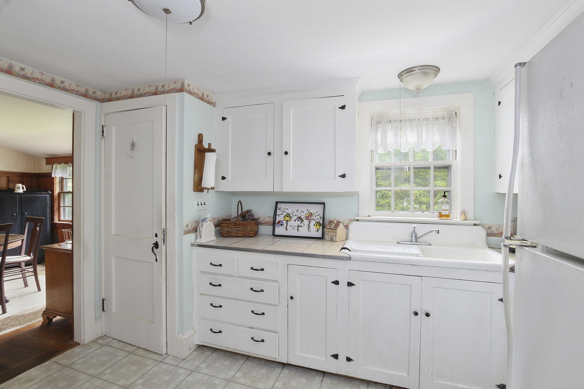 40 Angell Road Hyannis, MA 02601 - Photo 9 of 27 010-photo--7213475