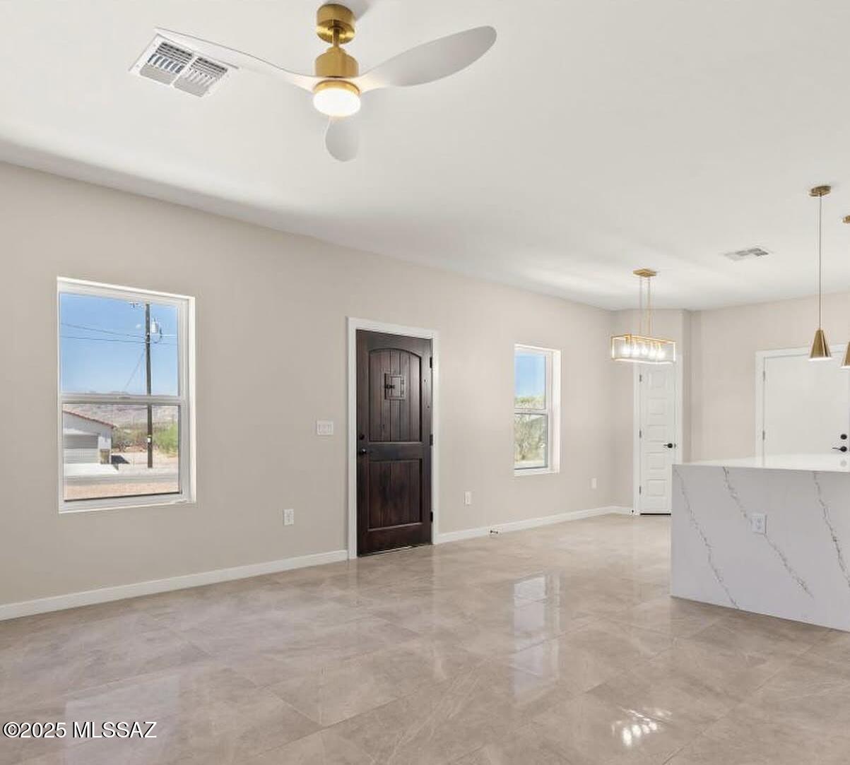 127 Via Venezuela Rio Rico, AZ 85648 - Photo 4 of 13 Gallery Image 4