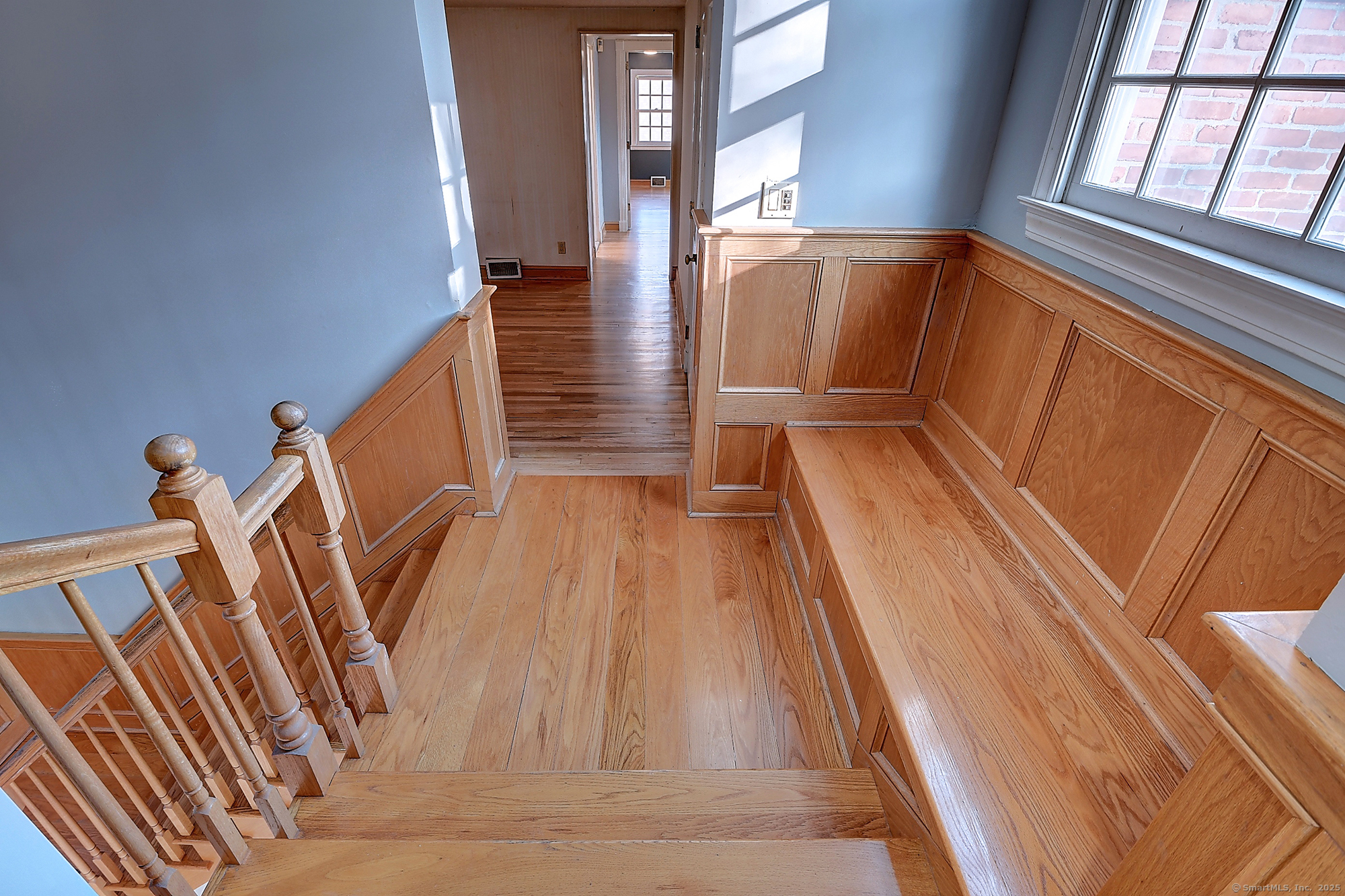 615 Ridge Road Wethersfield, CT 06109 - Photo 32 of 40 a view of entryway