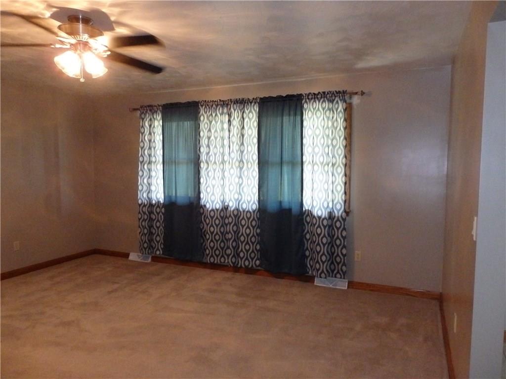 357 Airway Inn Road Uniontown, PA 15401 - Photo 4 of 25