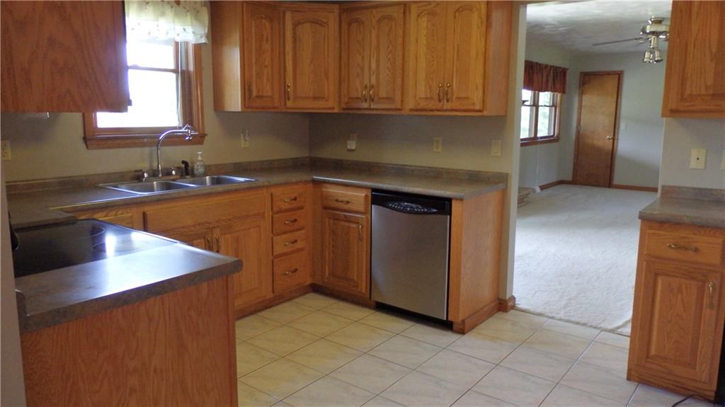 357 Airway Inn Road Uniontown, PA 15401 - Photo 6 of 25