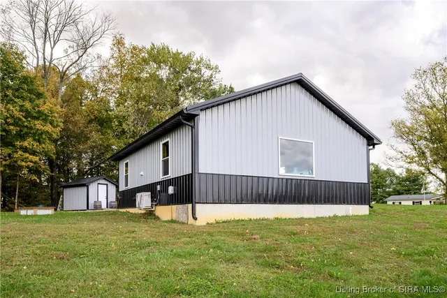 $210,000 | 11455 Losson Road, Pekin, IN 47165