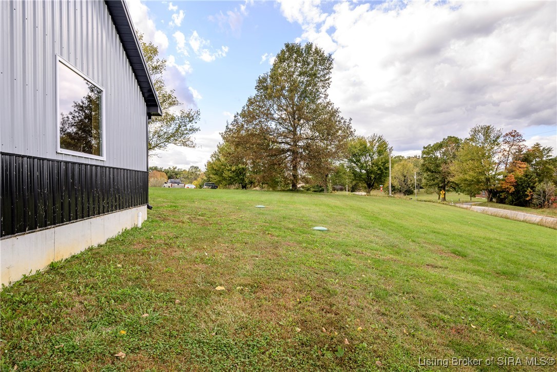 11455 Losson Road Pekin, IN 47165 - Photo 22 of 27